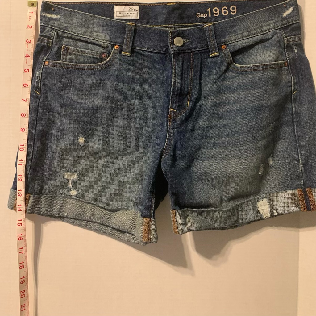 Gap Cuffed Shorts